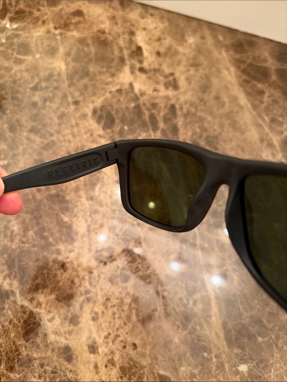 Unisex Black Swingarm Sunglasses - Polarized Lens - Picture 2 of 4